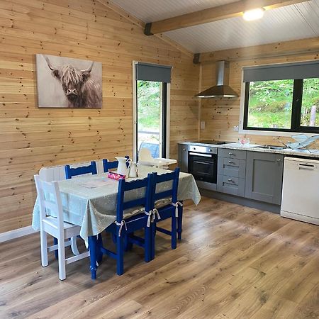 Rosies Cabin Maum 戈尔韦 外观 照片