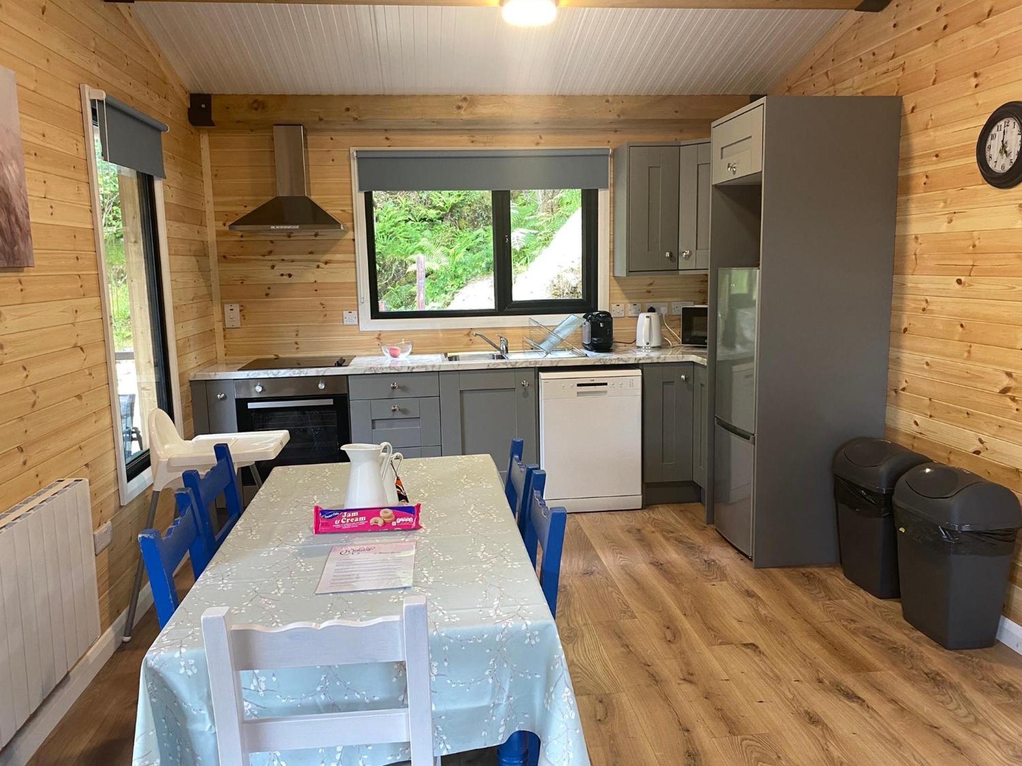 Rosies Cabin Maum 戈尔韦 外观 照片